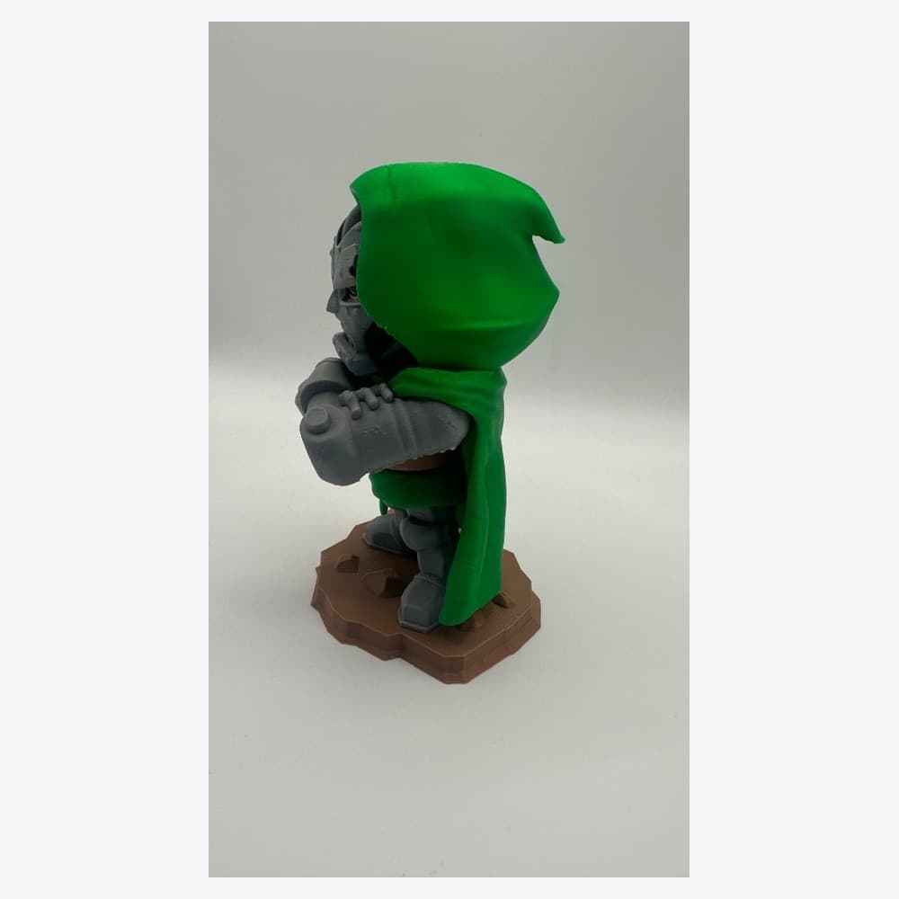 Doctor Doom Chibi — perfil