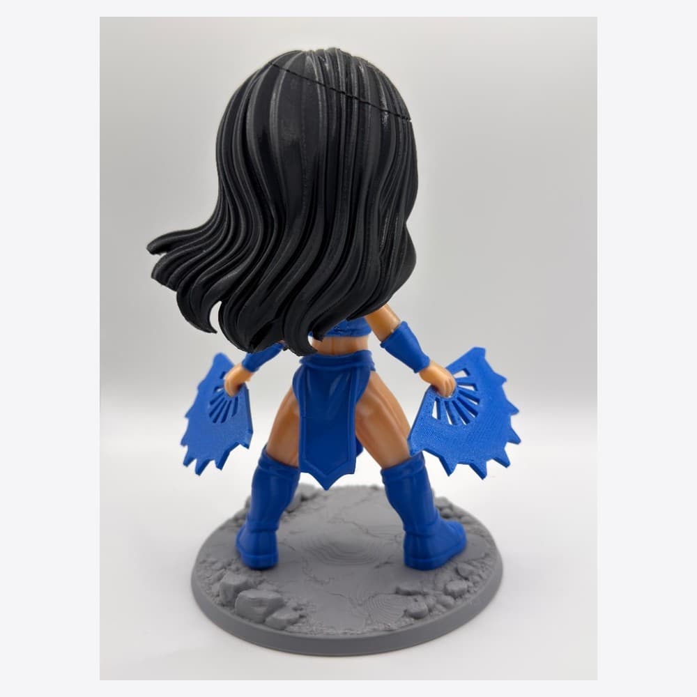 Chibi Kitana — costas