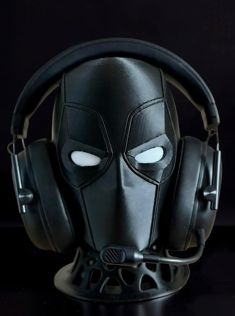 Suporte headset Deadpool — com fones